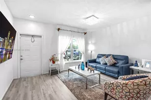 9925 NW 57th Manor, Coral Springs, FL 33076 - Photo 8