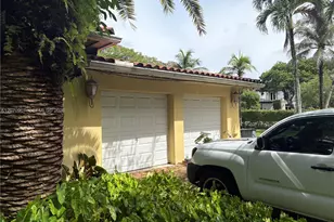 805 Paradiso Ave, Coral Gables, FL 33146 - Photo 2