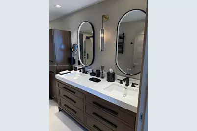 888 Biscayne Blvd #1509, Miami, FL 33132 - Photo 24