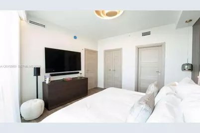 888 Biscayne Blvd #1509, Miami, FL 33132 - Photo 48