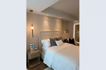 888 Biscayne Blvd #1509, Miami, FL 33132 - Photo 16