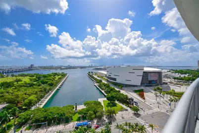 888 Biscayne Blvd #1509, Miami, FL 33132 - Photo 36