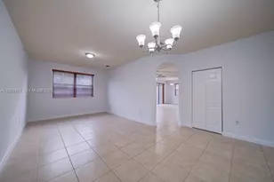 139 NE 26th Ave, Homestead, FL 33033 - Photo 4