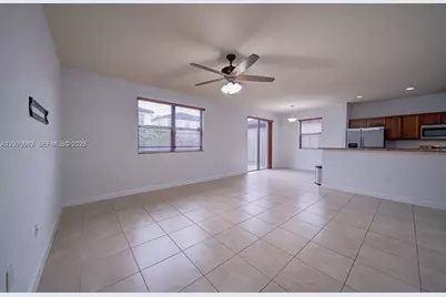 139 NE 26th Ave, Homestead, FL 33033 - Photo 6