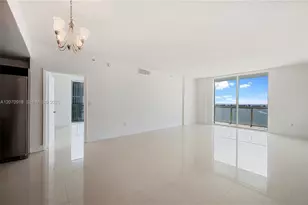 1900 N Bayshore Dr, Miami, FL 33132 - Photo 14