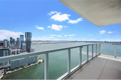 1900 N Bayshore Dr #4302, Miami, FL 33132 - Photo 4