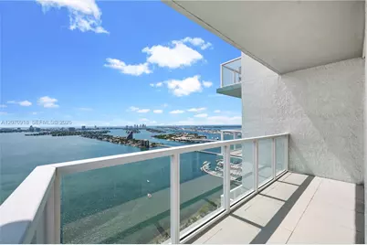 1900 N Bayshore Dr #4302, Miami, FL 33132 - Photo 12