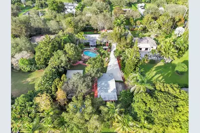 14330 SW 20th St, Davie, FL 33325 - Photo 36