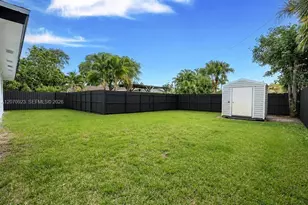 3468 NE 17th Ave, Oakland Park, FL 33334 - Photo 2
