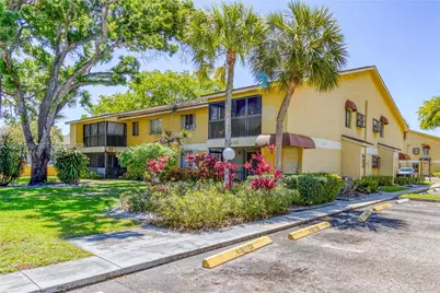 3095 N Oakland Forest Dr #104, Oakland Park, FL 33309 - Photo 24