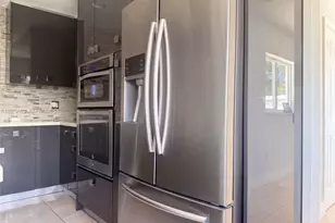 6200 SW 109th Ave, Miami, FL 33173 - Photo 4