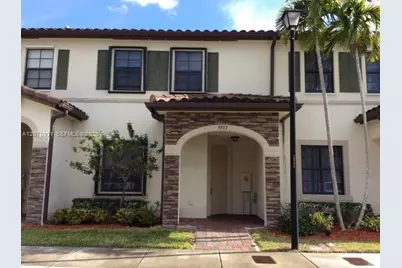 9267 W 34th Ct, Hialeah, FL 33018 - Photo 8