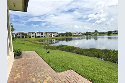 9267 W 34th Ct, Hialeah, FL 33018 - Photo 62
