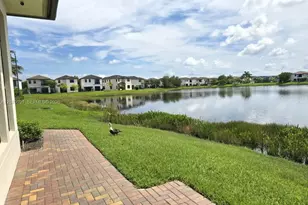 9267 W 34th Ct, Hialeah, FL 33018 - Photo 62
