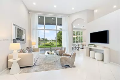 2733 Meadowood Dr, Weston, FL 33332 - Photo 4