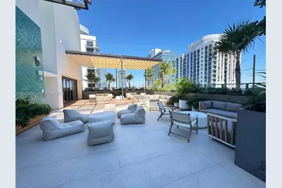 11 NE 6th St #705, Miami, FL 33132 - Photo 18
