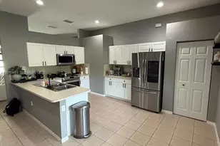 1825 SE 20th Rd, Homestead, FL 33035 - Photo 10