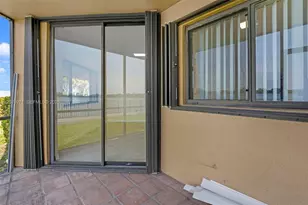 15545 N Miami Lakeway N, Miami Lakes, FL 33014 - Photo 22