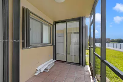 15545 N Miami Lakeway N #106, Miami Lakes, FL 33014 - Photo 24