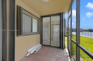 15545 N Miami Lakeway N, Miami Lakes, FL 33014 - Photo 24