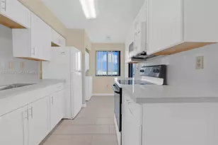 15545 N Miami Lakeway N, Miami Lakes, FL 33014 - Photo 4