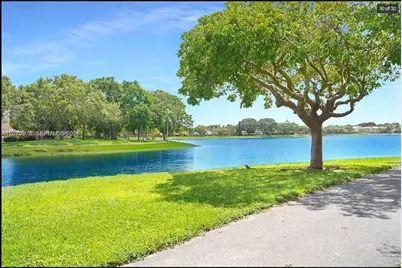 10521 Mahogany Key Cir #207, Miami, FL 33196 - Photo 30
