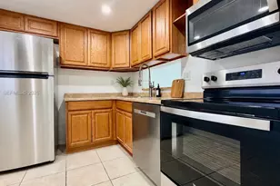 8615 NW 8th St, Miami, FL 33126 - Photo 4