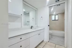8615 NW 8th St, Miami, FL 33126 - Photo 22