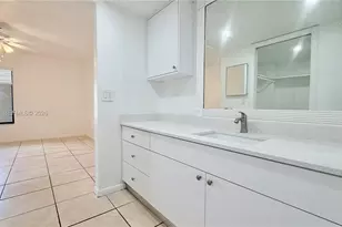 8615 NW 8th St, Miami, FL 33126 - Photo 24