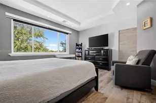 8061 NW 114th Pl, Doral, FL 33178 - Photo 20