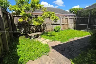 10076 NW 51st Terrace, Doral, FL 33178 - Photo 26