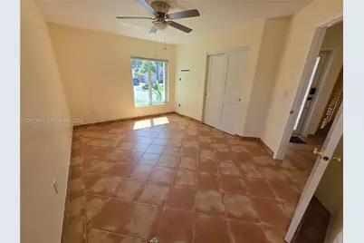 10076 NW 51st Ter, Doral, FL 33178 - Photo 12