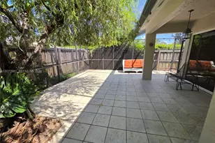 10076 NW 51st Terrace, Doral, FL 33178 - Photo 24