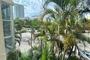 210 172nd St, Sunny Isles Beach, FL 33160 - Photo 20