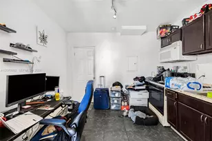 1236 NW 28th St, Miami, FL 33142 - Photo 12