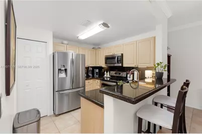 6142 NW 115th Pl #324, Doral, FL 33178 - Photo 18