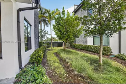 771 NW 84th Ter, Plantation, FL 33324 - Photo 32