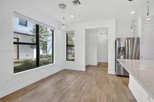771 NW 84th Terrace, Plantation, FL 33324 - Photo 10