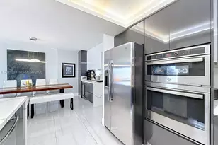 6900 Bay Dr, Miami Beach, FL 33141 - Photo 1