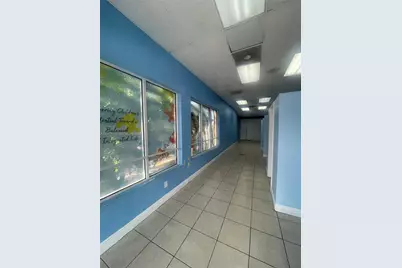 4224 W 16th Ave, Hialeah, FL 33012 - Photo 4