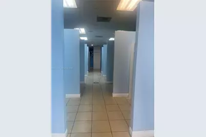 4224 W 16th Ave, Hialeah, FL 33012 - Photo 14