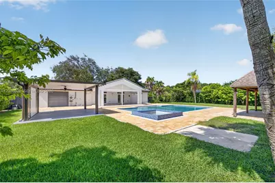 10890 SW 95th St, Miami, FL 33176 - Photo 50