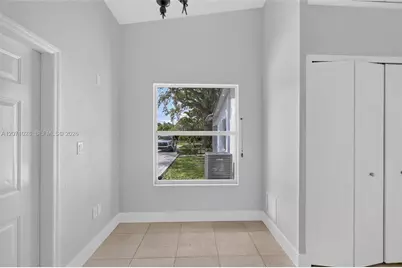 10890 SW 95th St, Miami, FL 33176 - Photo 20