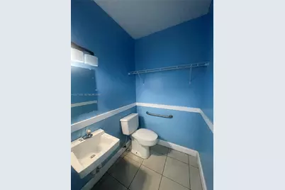 4226 W 16th Ave, Hialeah, FL 33012 - Photo 8