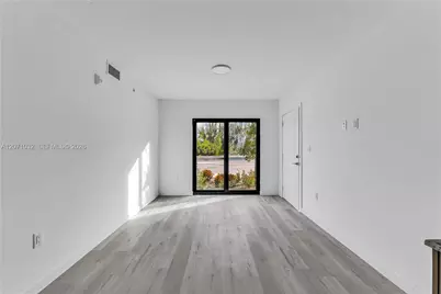 175 NW 160th St #309, North Miami Beach, FL 33169 - Photo 2