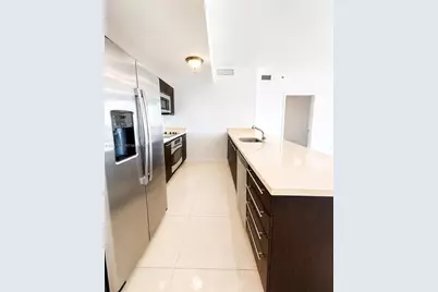 90 SW 3rd St #3408, Miami, FL 33130 - Photo 2