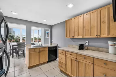 16565 NE 26th Ave #4E, North Miami Beach, FL 33160 - Photo 14
