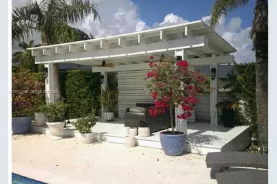 19706 SW 130th Ave, Miami, FL 33177 - Photo 2