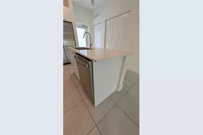 8001 NW 41st St #F-204, Doral, FL 33166 - Photo 46