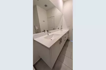 8001 NW 41st St #F-204, Doral, FL 33166 - Photo 52